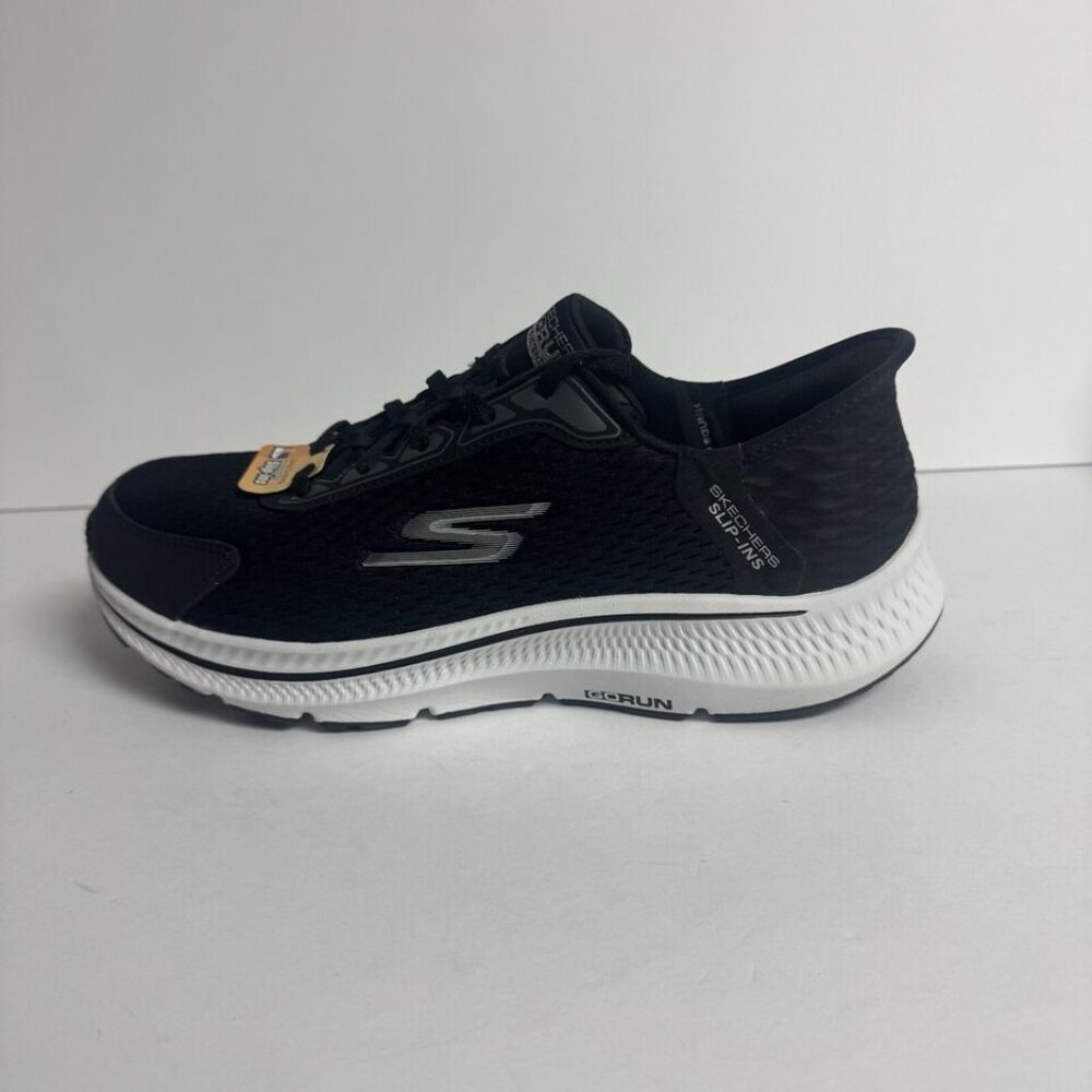 Skechers Womens Go Run Consistent Endure Running Shoe Black Size 10 M